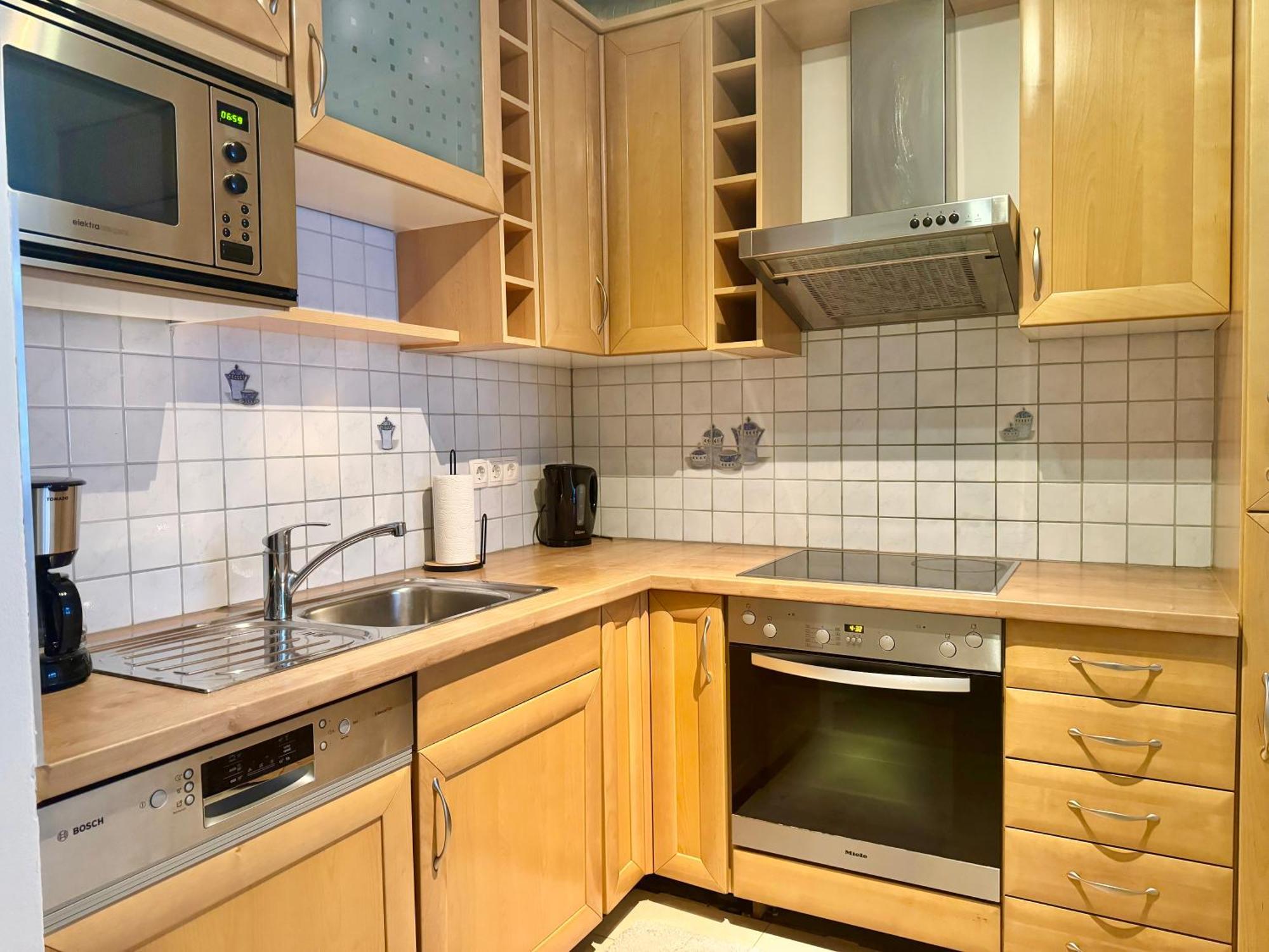 Spacious 90m2 Maisonette With Free Parking Wien